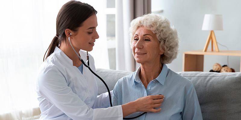 La menopausia puede contribuir en ciertos factores al riesgo de enfermedad cardiaca