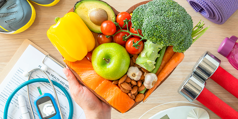 cambios en el estilo de vida son una de las mejores estrategias para reducir el riesgo cardiovascular en la menopausia